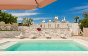 Trulli Colebè with Private pool